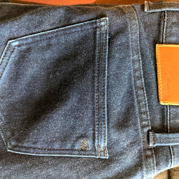 MADEWELL| DARK WASH STRAIGHT LEG JEANS - Picture 1 of 3